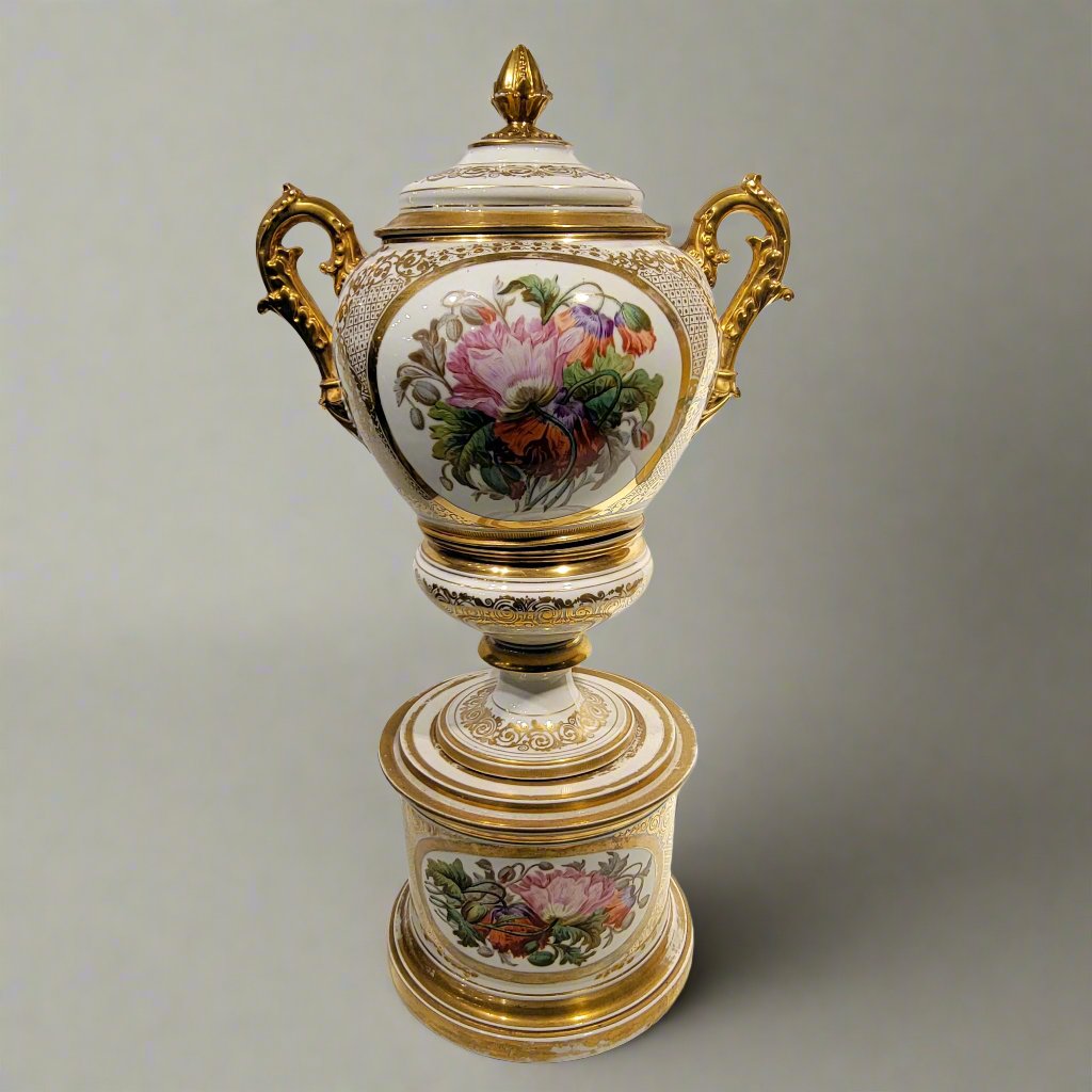 Large Old Paris Porcelain Covered Vase 19C.